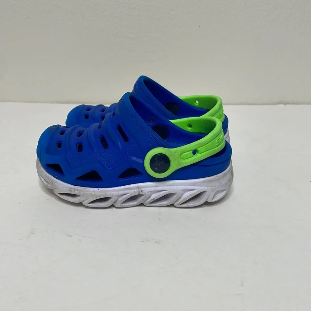 Skechers Infant Slip On Sandals sz 6 Blue Bottom Lights‎